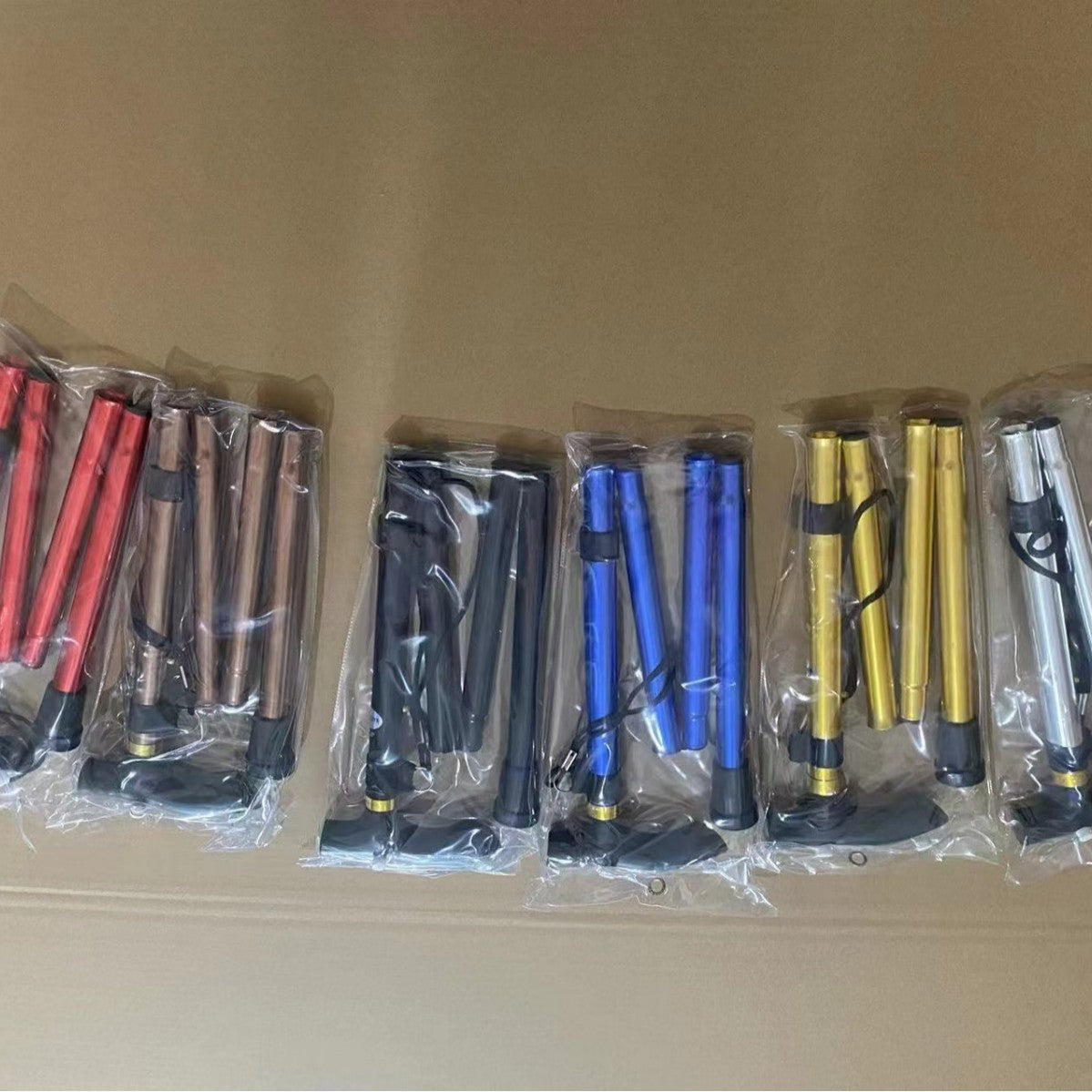 Mountaineering pole Ultra light retractable folding climbing cane crutches cane outdoor equipment aluminum alloy five sections